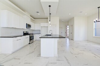 2931 El Fenice Ln in Houston, TX - Foto de edificio - Building Photo