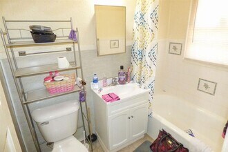 2614 E Shadybrook St in Wichita, KS - Building Photo - Building Photo