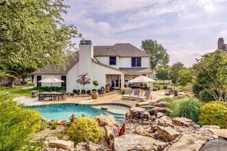 156 Stoneleigh Dr in Heath, TX - Building Photo - Building Photo