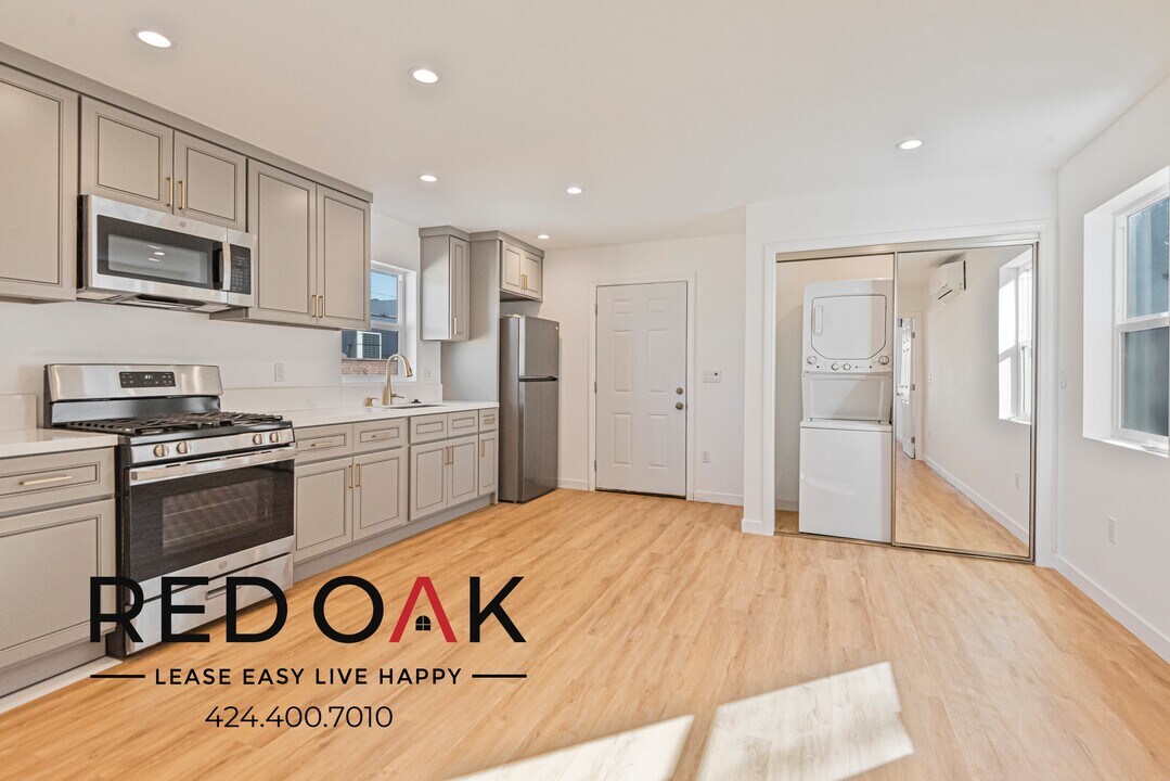 360 N Detroit St in Los Angeles, CA - Building Photo