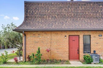 3912 Overlook Dr, Unit 38 in Palm Bay, FL - Building Photo - Building Photo