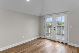 376 Arnolds Neck Dr in Warwick, RI - Building Photo - Building Photo