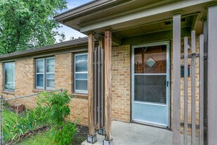 4716 Arbor St in Wichita, KS - Building Photo