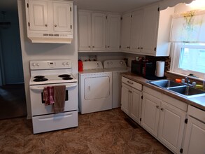 257 Buttonwood Ave in Bowling Green, OH - Building Photo - Building Photo