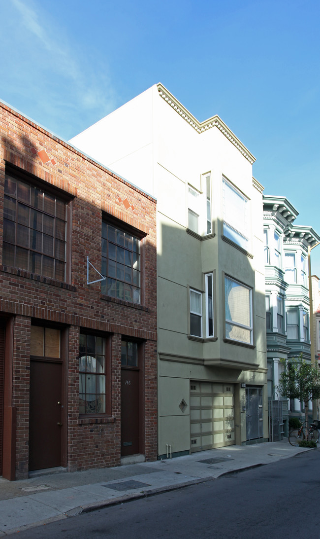 740 Natoma St in San Francisco, CA - Foto de edificio - Building Photo