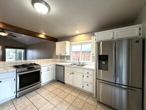 52 Artesia Dr in Chico, CA - Building Photo - Building Photo