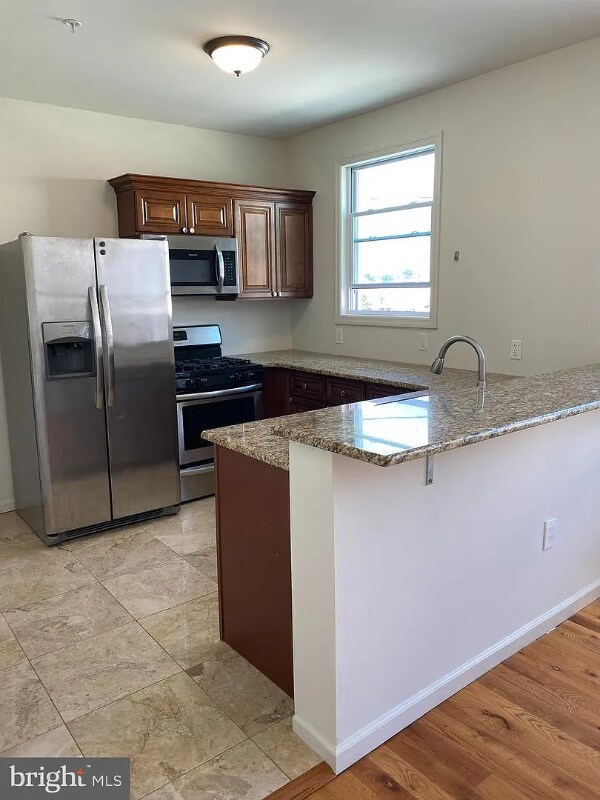 56 N Broadway in Pitman, NJ - Foto de edificio - Building Photo