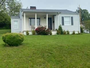 property at 512 Lee Cir