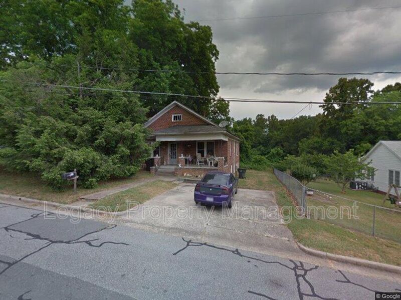 805 Wicker St in Burlington, NC - Building Photo