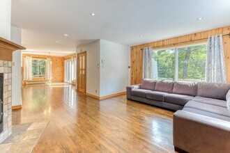 108 Chem. de la Pinède in St-Colomban, QC - Building Photo - Building Photo