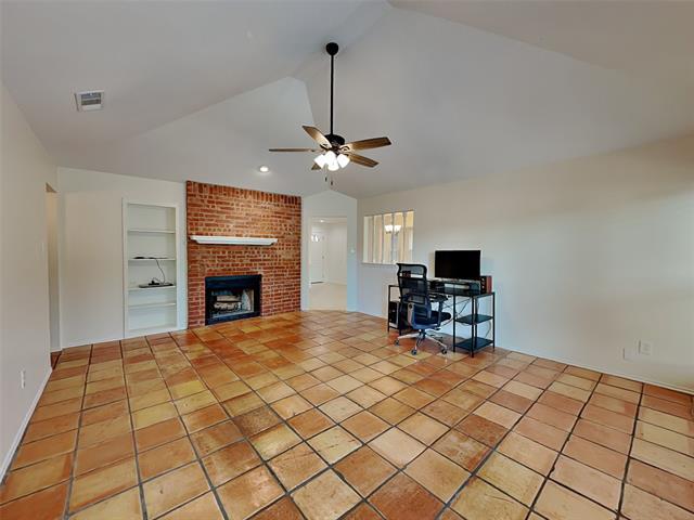 9382 Live Oak Ln in Fort Worth, TX - Building Photo - Building Photo