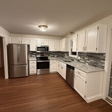 225 Purchase St in Milford, MA - Building Photo - Building Photo