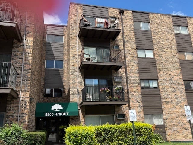 property at 8905 Knight Ave
