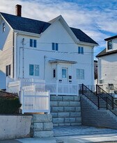 128 Malden St, Unit 2nd floor in Revere, MA - Building Photo