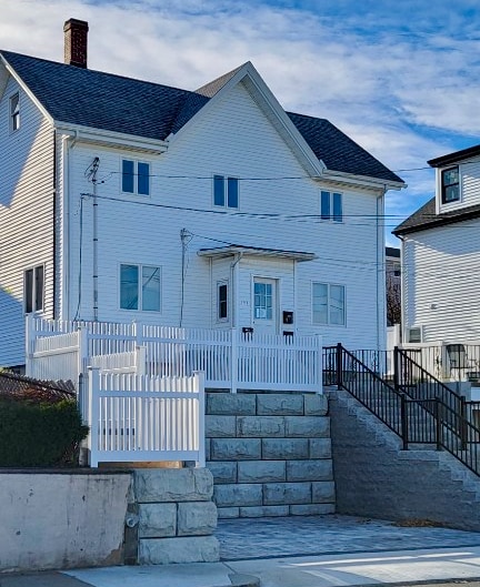 128 Malden St, Unit 2nd floor in Revere, MA - Building Photo