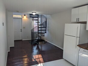 1528 Olive St in Baltimore, MD - Building Photo - Building Photo