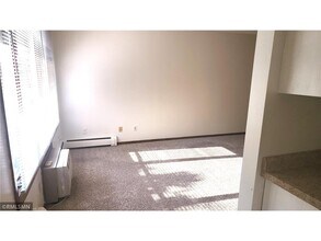 218 N Jefferson St in Saint Croix Falls, WI - Building Photo - Building Photo