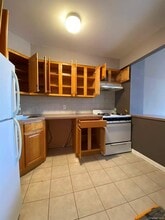 64-20 Perry Ave in Queens, NY - Building Photo - Building Photo