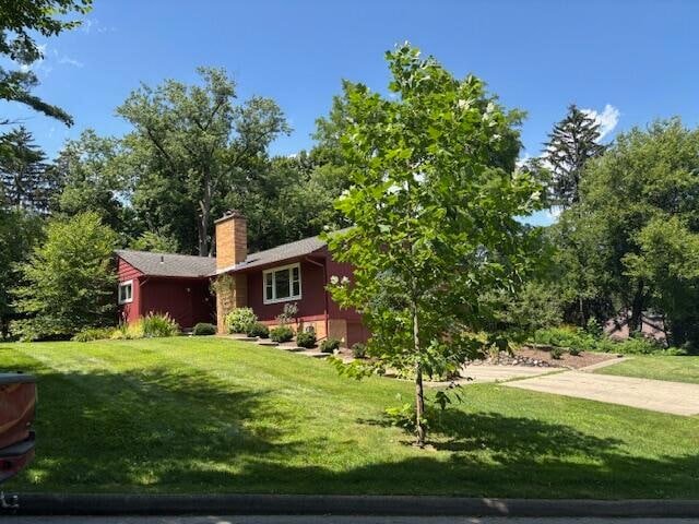 property at 580 Riverview Dr