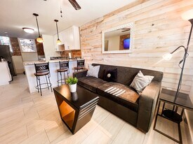 881 E Kensington Ave, Unit B in Salt Lake City, UT - Building Photo