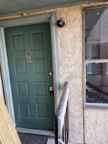 3225 Hirschfield Rd in Spring, TX - Building Photo