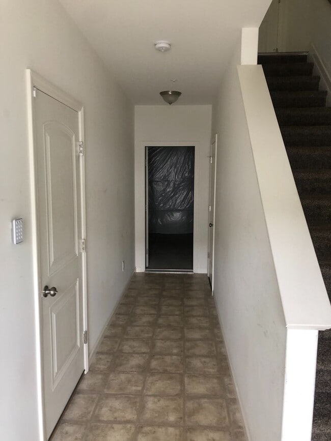 730 Lantern Ct in Red Lion, PA - Building Photo - Building Photo