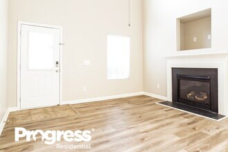 2123 Craver Mdws Ct in Winston-Salem, NC - Building Photo - Building Photo