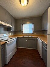 4428 Bonnell Dr NW in Huntsville, AL - Building Photo - Building Photo