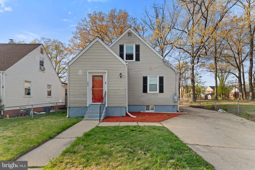 6714 Halleck St in District Heights, MD - Foto de edificio