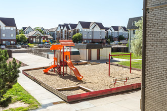 Bridge Square Apartments in Brighton, CO - Building Photo - Building Photo