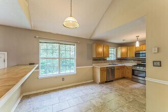 2945 Highland Hill Pkwy in Douglasville, GA - Building Photo - Building Photo