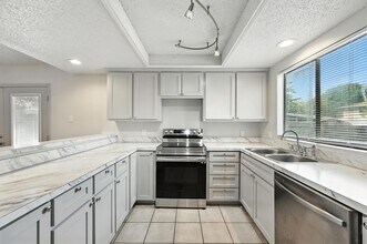 5922 Timbercrest Dr in Arlington, TX - Building Photo - Building Photo