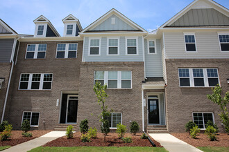 1271 Herb Garden Way in Apex, NC - Building Photo - Building Photo