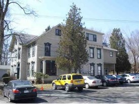 617-619 Hoosick Rd Apartments