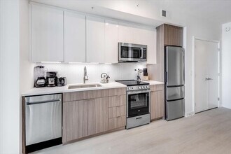 1051 First St NE in Washington, DC - Building Photo - Building Photo