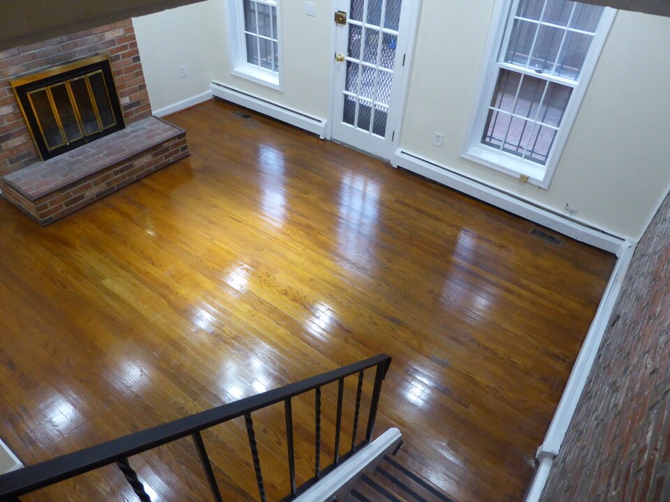 136 6th St NE in Washington, DC - Foto de edificio