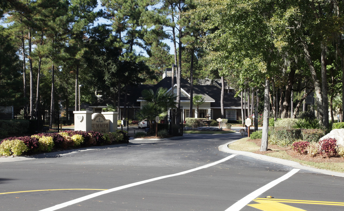 Summer House Hilton Head in Hilton Head Island, SC - Foto de edificio