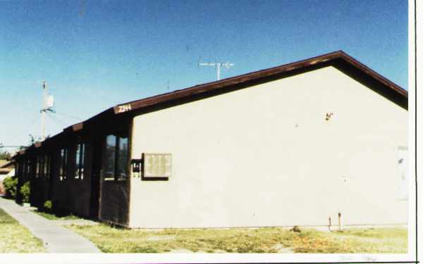 2244 Lamb Blvd in Las Vegas, NV - Building Photo - Building Photo