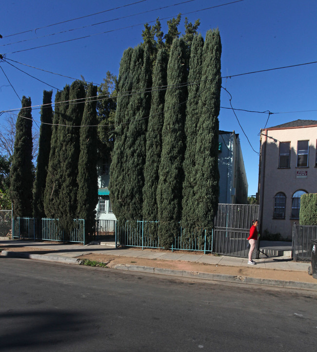 1151 Kenmore Ave in Los Angeles, CA - Building Photo - Building Photo