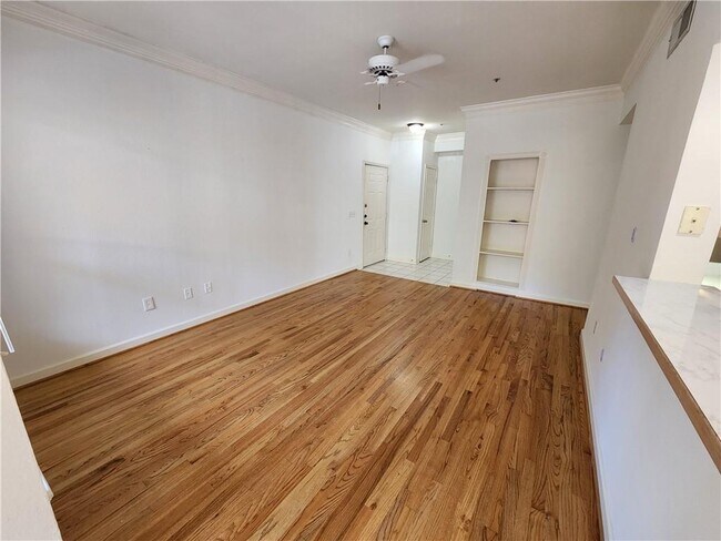 3777 Peachtree Rd in Brookhaven, GA - Building Photo - Building Photo