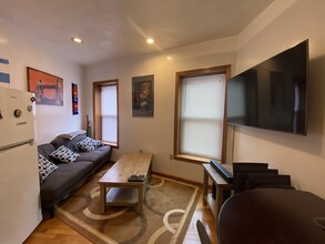 374 North St, Unit 1 in Boston, MA - Building Photo - Building Photo