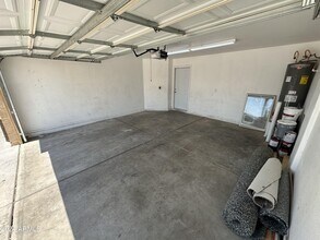 2616 E Southgate Ave in Phoenix, AZ - Building Photo - Building Photo