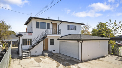 3025 Lanfranco St in Los Angeles, CA - Building Photo - Building Photo