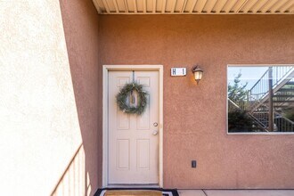 700 N Main St in Washington, UT - Foto de edificio - Building Photo