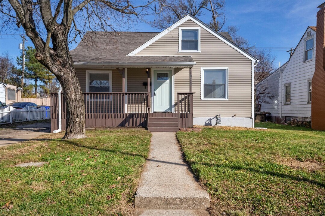 1015 Liberty Rd in Lexington, KY - Building Photo
