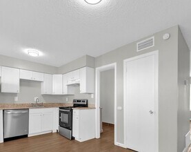 3446 Spottswood Ave in Memphis, TN - Building Photo - Building Photo