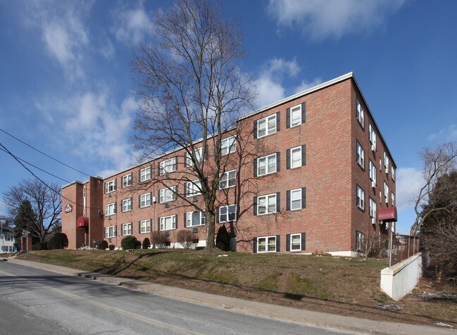 Magnolia Place Apartments in Windsor Locks, CT - Building Photo - Building Photo