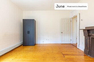 Room in Shared 4 bed/1.5 bath home, Unit A in Boston, MA - Building Photo - Building Photo