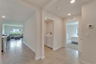 3724 111th St E in Palmetto, FL - Building Photo - Building Photo