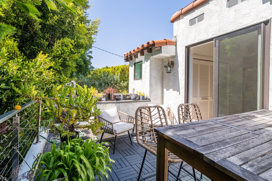 2450 Euclid St, Unit B in Santa Monica, CA - Building Photo